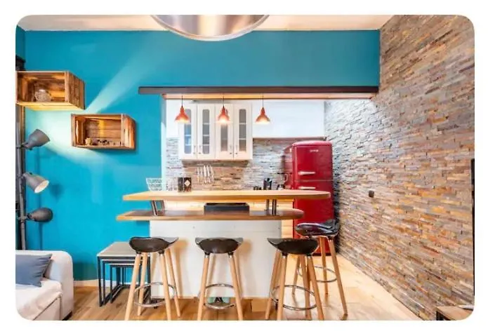 Appartement INTRAMUROS RARE T2 Paisible avec terrasse privée et Climatisation